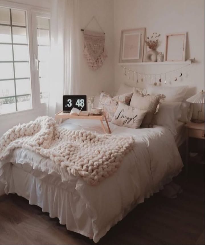 10 Trending Bedroom Decor Ideas 2025 3 WhatsApp Image 2025 09 21 at 5.41.55 AM 1