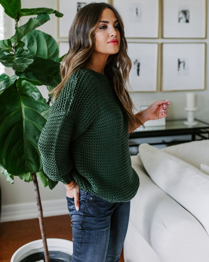 10 Trendy St. Patrick’s Day Outfit Ideas for Adults (2026) 3 2