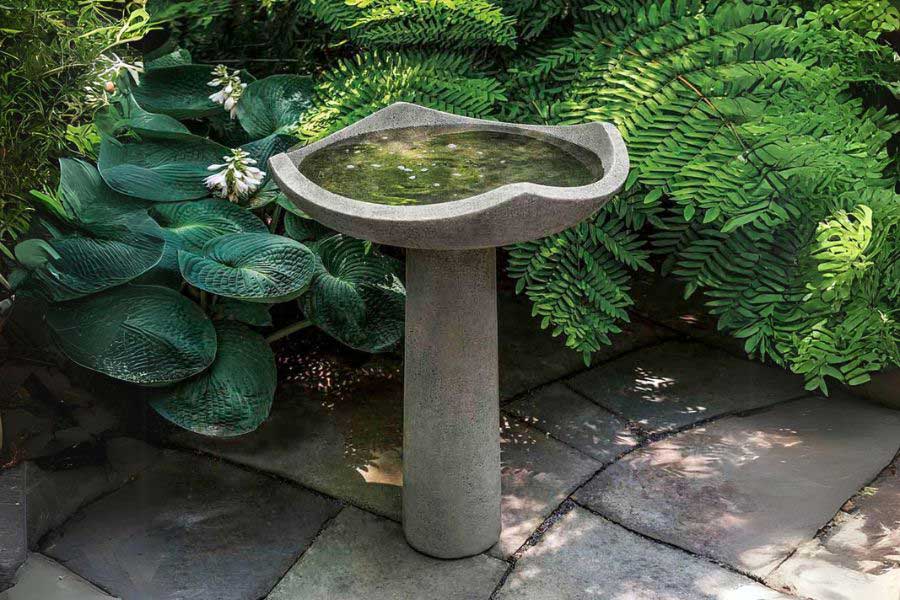 13 Lawn & Garden Decor Tips for Beginners (Plus Extra Ideas to Make Your Yard Shine) 10 Bird Bath Ideas for Gardens | Creative Designs to Attract Birds — The Blissful Place